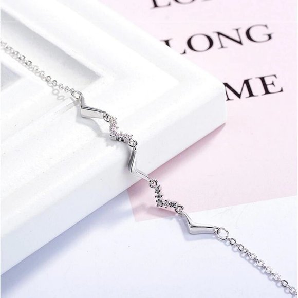 NEW 925 Sterling Silver Diamond Wave Bracelet - Picture 3 of 6